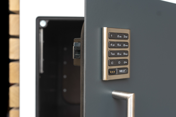 Codeschloss in Kombination mit Fallenschloss Schließsystem mit Fallenschloss der Sonderlösung “Tastencode”