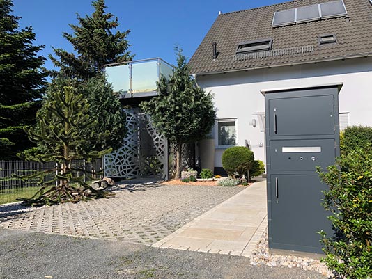 Praxiserfahrung eines Paketkastens vor Wohnhaus