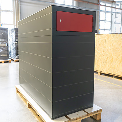 Hintertür der Paketbox mit einer Tiefe von 1,5m